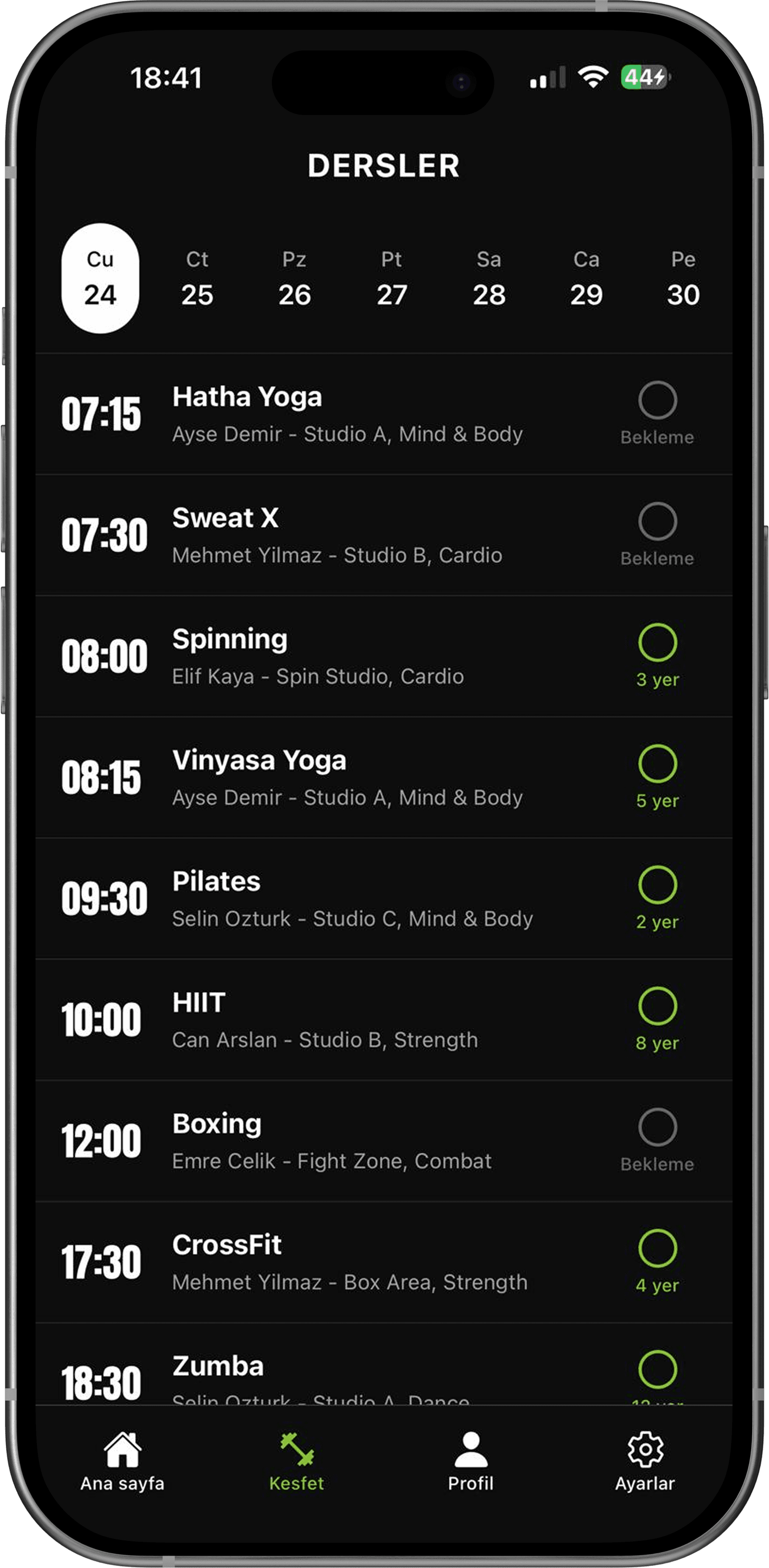 Grup ders programı ve rezervasyon ekranı